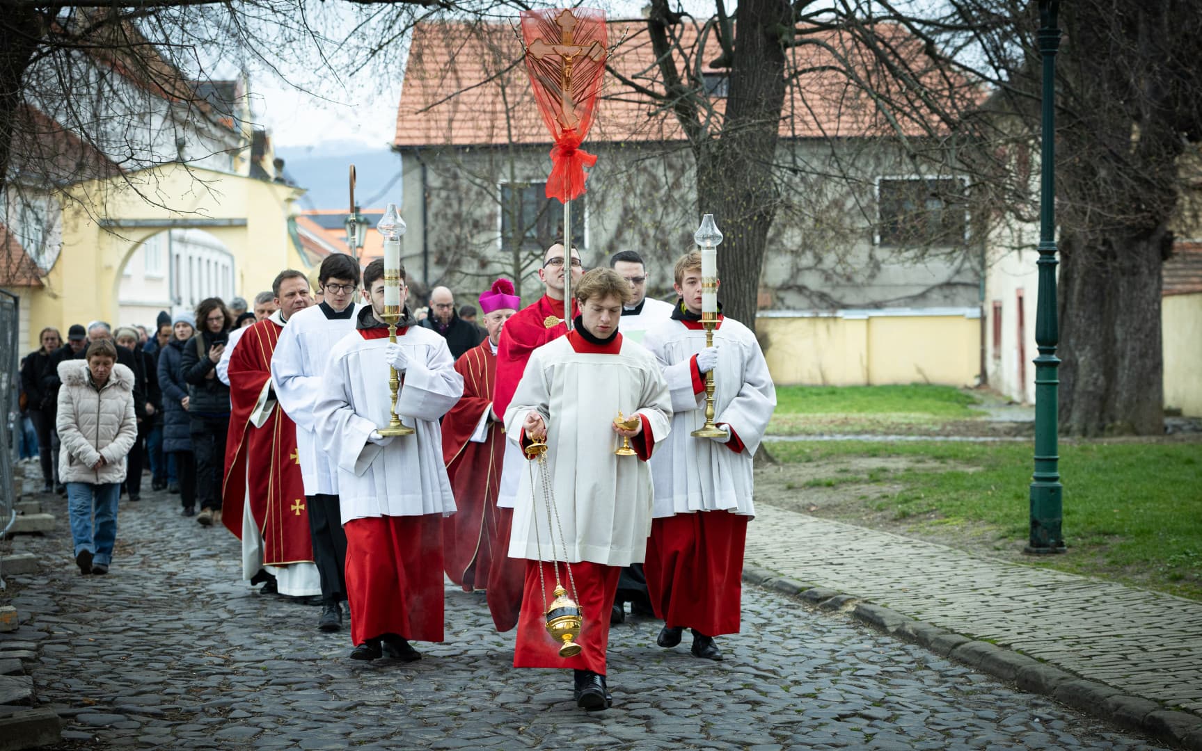 f8f123ec-e965-4210-be9e-c6ea8639