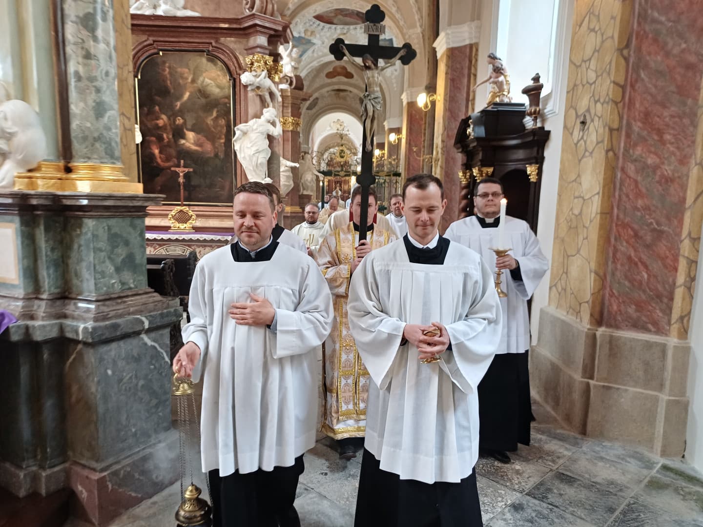 0b6932b7-063e-4eec-a978-c6470622