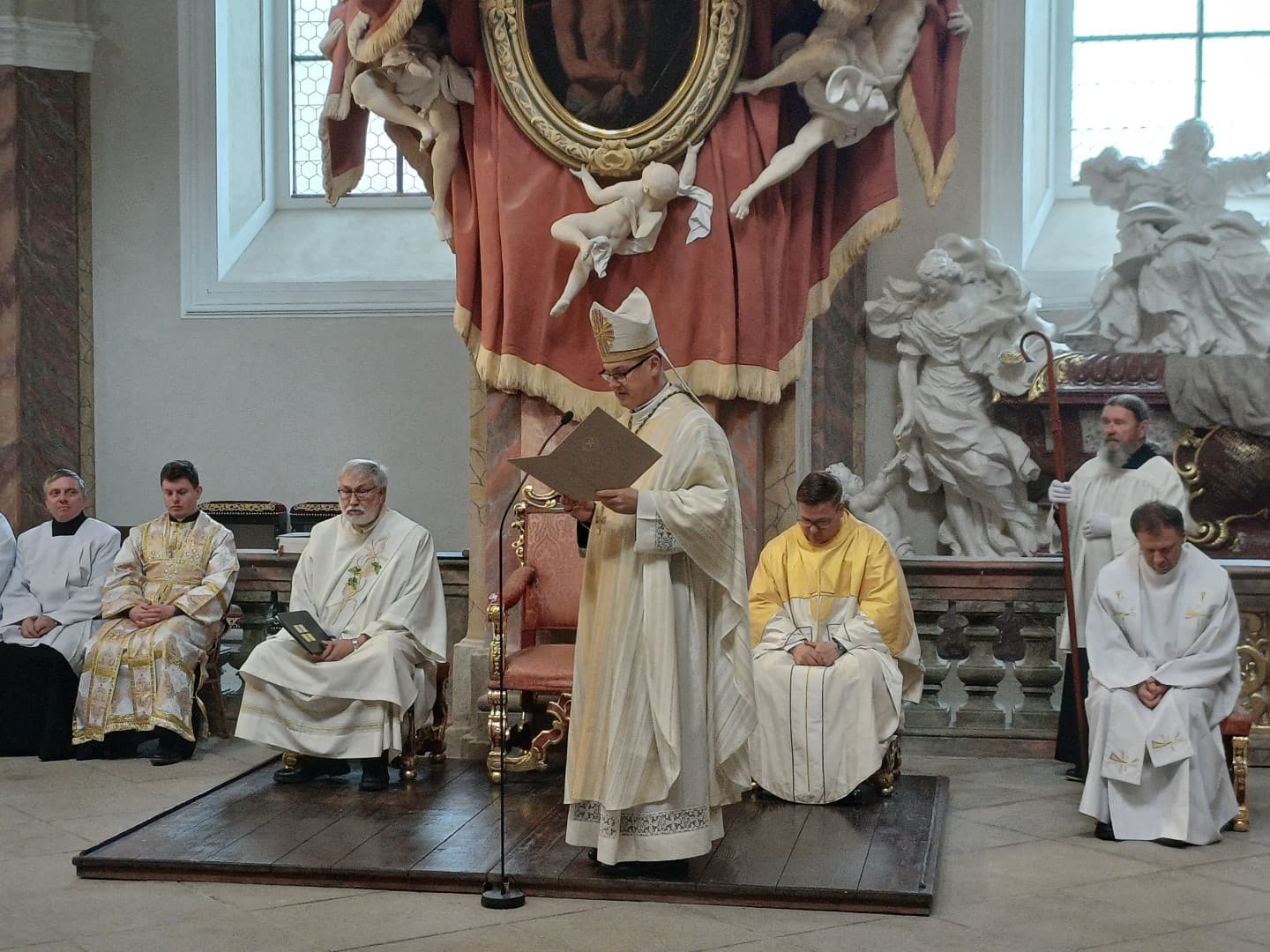 22bbe8b0-48e3-4bde-b288-dd944c8c