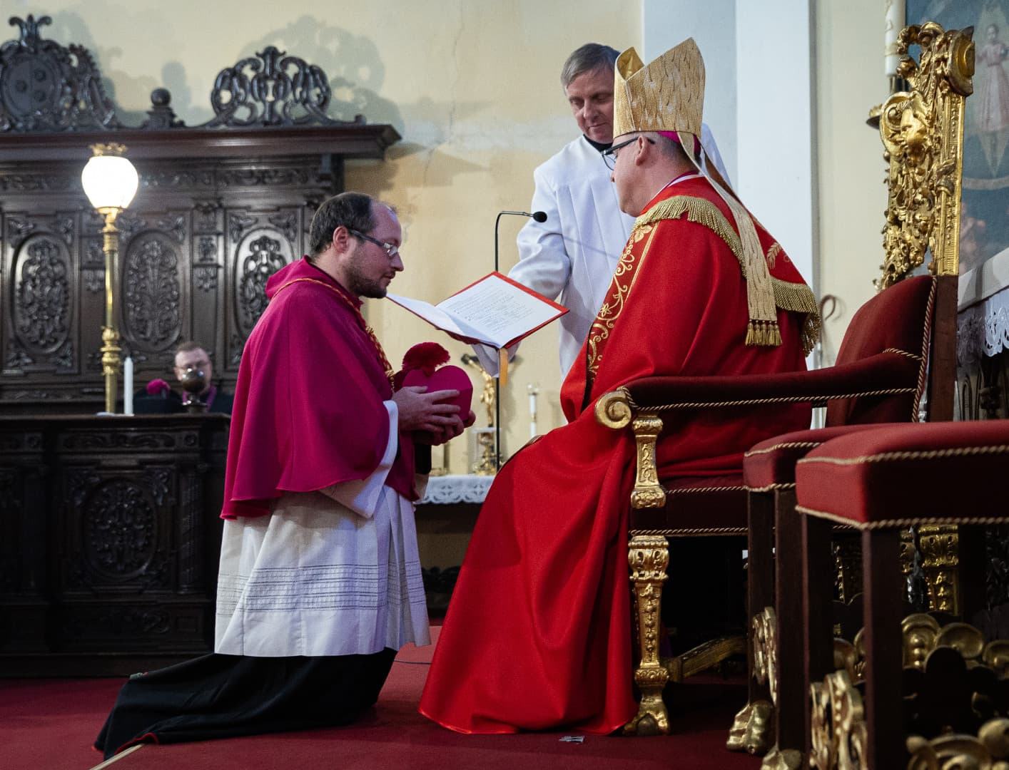 73ce1f35-664f-4634-86e7-ab312c12