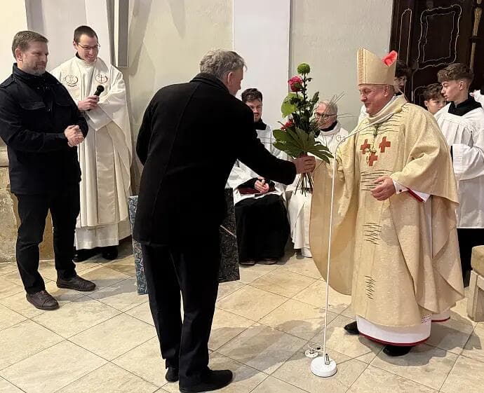 Biskup poděkoval Jiřímu Vojáčkovi za věrnou službu Biskupskému gymnáziu