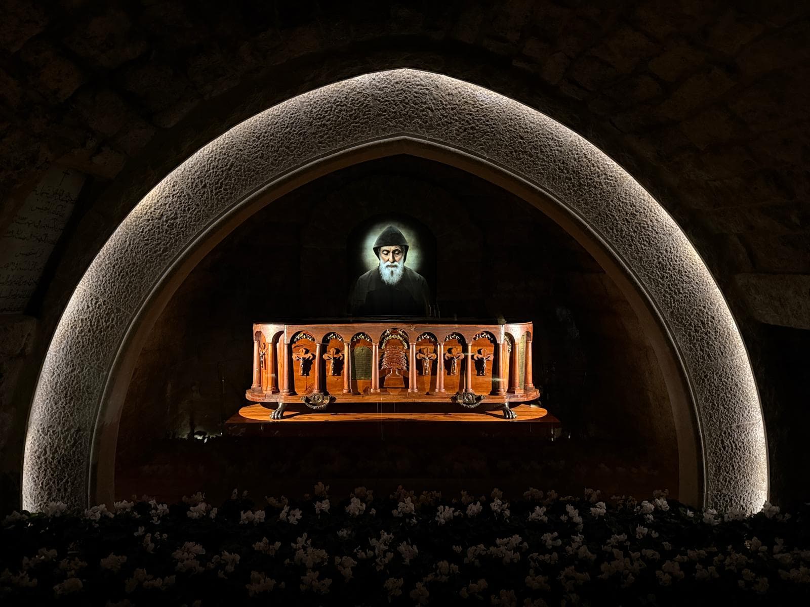 Dva nové zázraky díky přímluvě svatého Šarbela v roce 2026